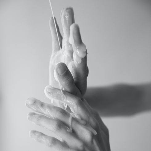 schmiermittel-creamy-strap-on-me